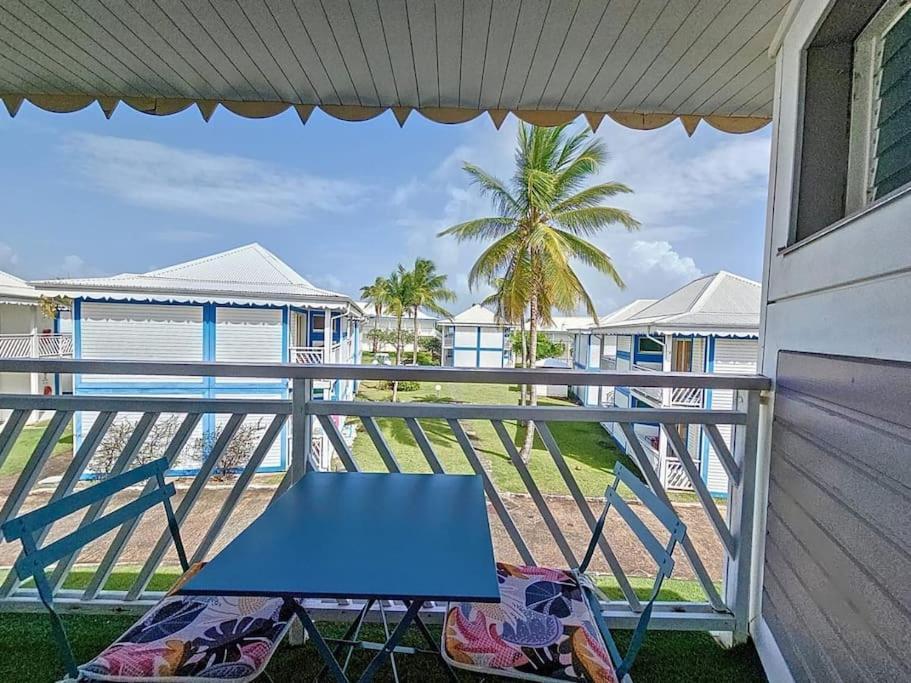 Studio Dans Village Vacances Manganao Saint-Francois  Bagian luar foto